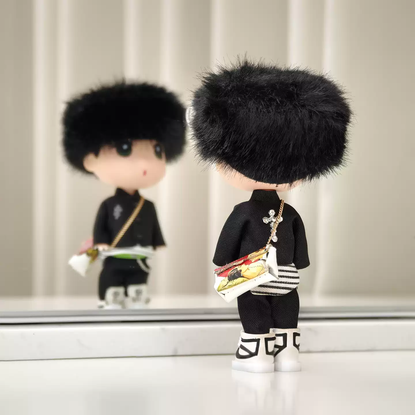 G-DRAGON Coachella Black Outfit Style Doll Keychain 5.12inch 2 styles