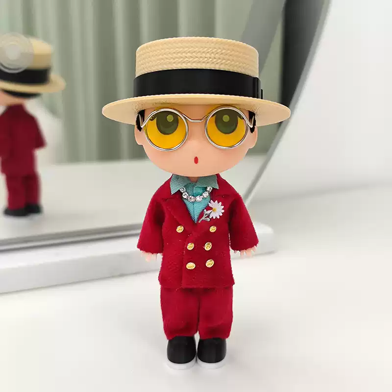 G-DRAGON Straw Hat Suit Doll Keychain 5.12 Inch