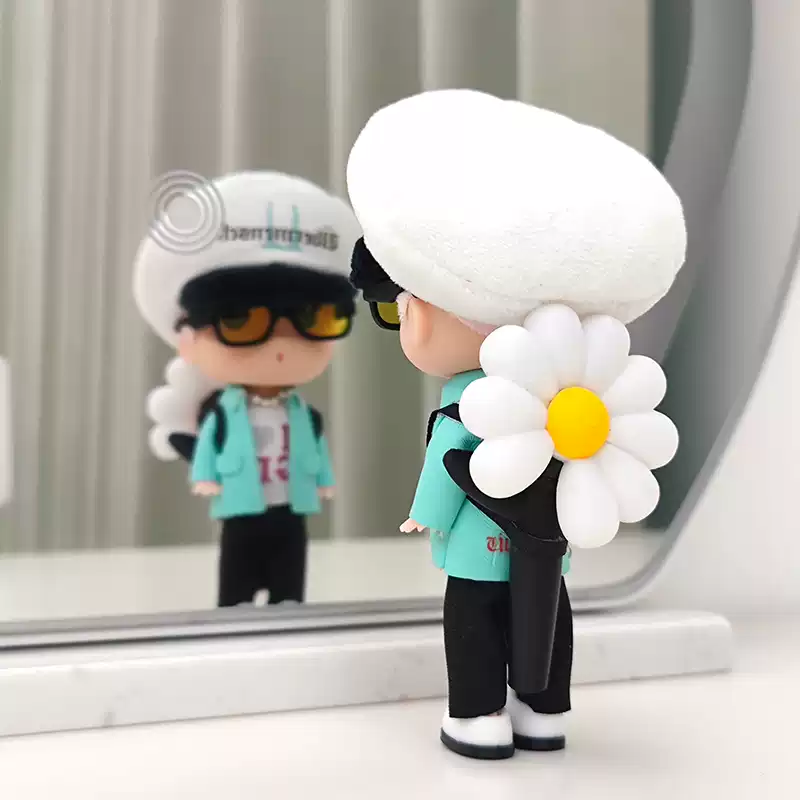G-DRAGON Daisy Light Stick Inspired Doll Pendant Keychain 5.12inch 2 styles